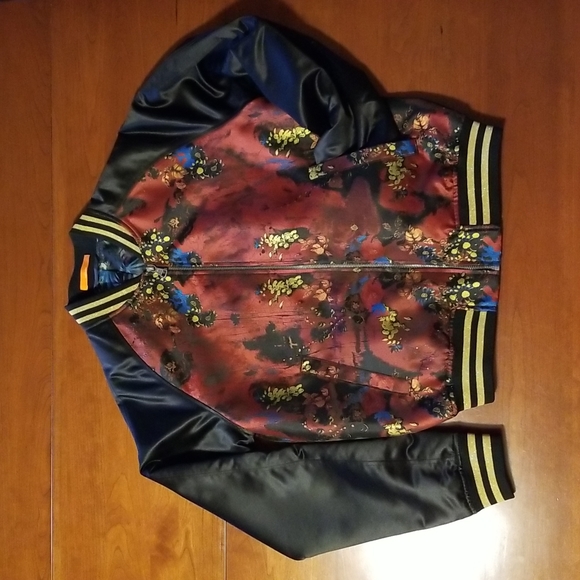 TALLIA Bomber - Picture 1 of 7